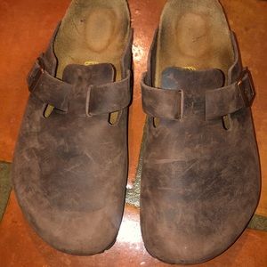 CLOSET CLEAR OUT!  Men’s Birkenstock Clogs